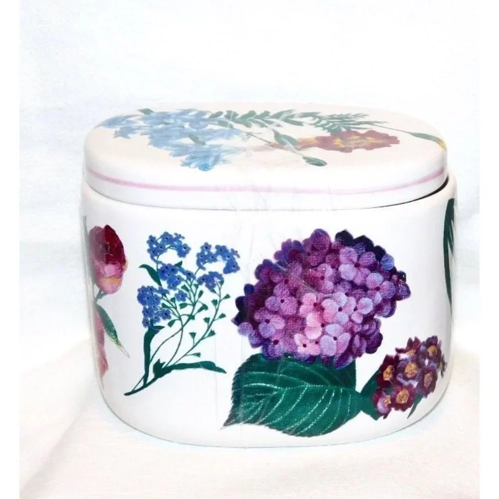 Williams Sonoma RB Bernarda Container